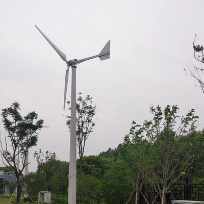 Wind-Solar-Hybrid-Energiesystem 10 kW Off-Grid-Generator mit Flansch-Stabanschluss