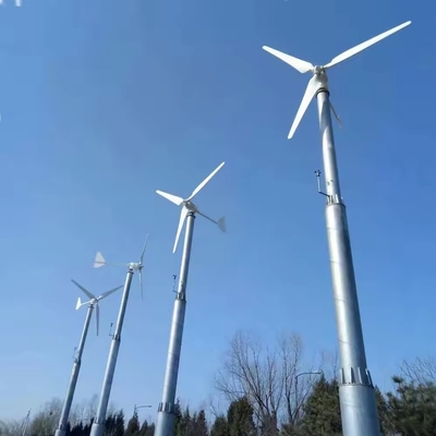 Erschwingliche 5KW Wind-Solar-Strom-System mit reinem Sinus-Wellen-Inverter und niedrige Frequenz